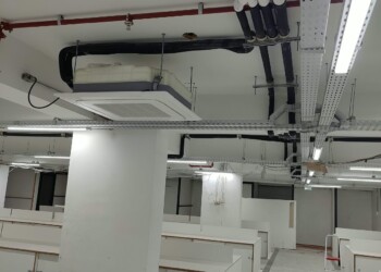 Sistema de ar-condicionado Cassete instalado no teto